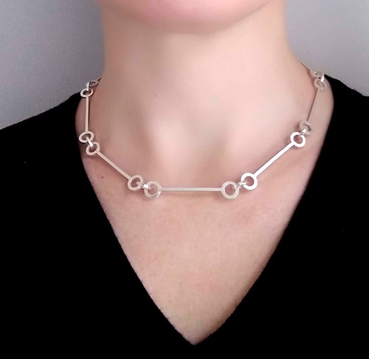 Multi-Transformable Nought Chain Necklace - choker (short) variation - silver - worn