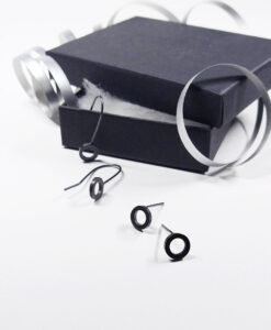 Black Nought Earrings Set by Essemgé