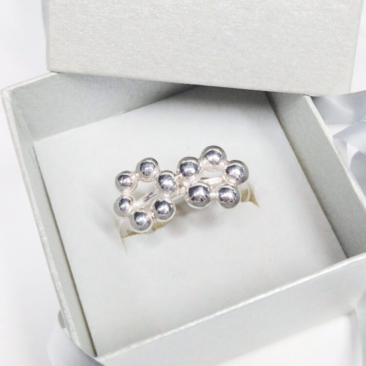 Flower Power rings set by Essemgé - 2 silver rings in a gift box